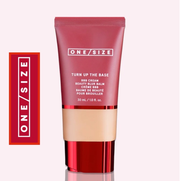 NIB ONE/SIZE TURN UP THE BASE
BLURRING FOUNDATION Light 2 - Picture 1 of 3